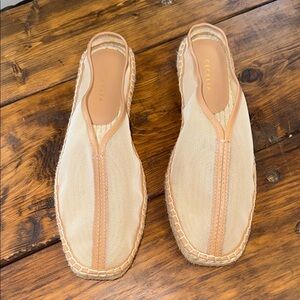 Cecelia Beige Mesh Espadrilles. EUC. size 10.